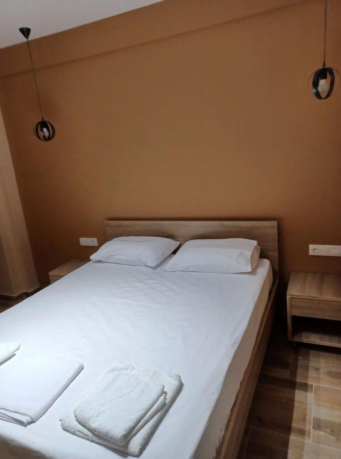 Ladenis Studios Nea Plagia Ngoại thất bức ảnh